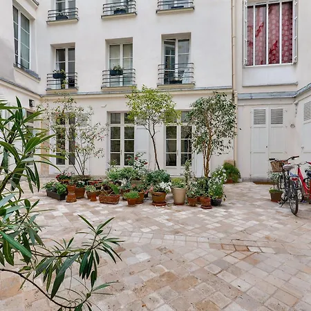 Daire Paradise In The Center Of - Le Marais Paris